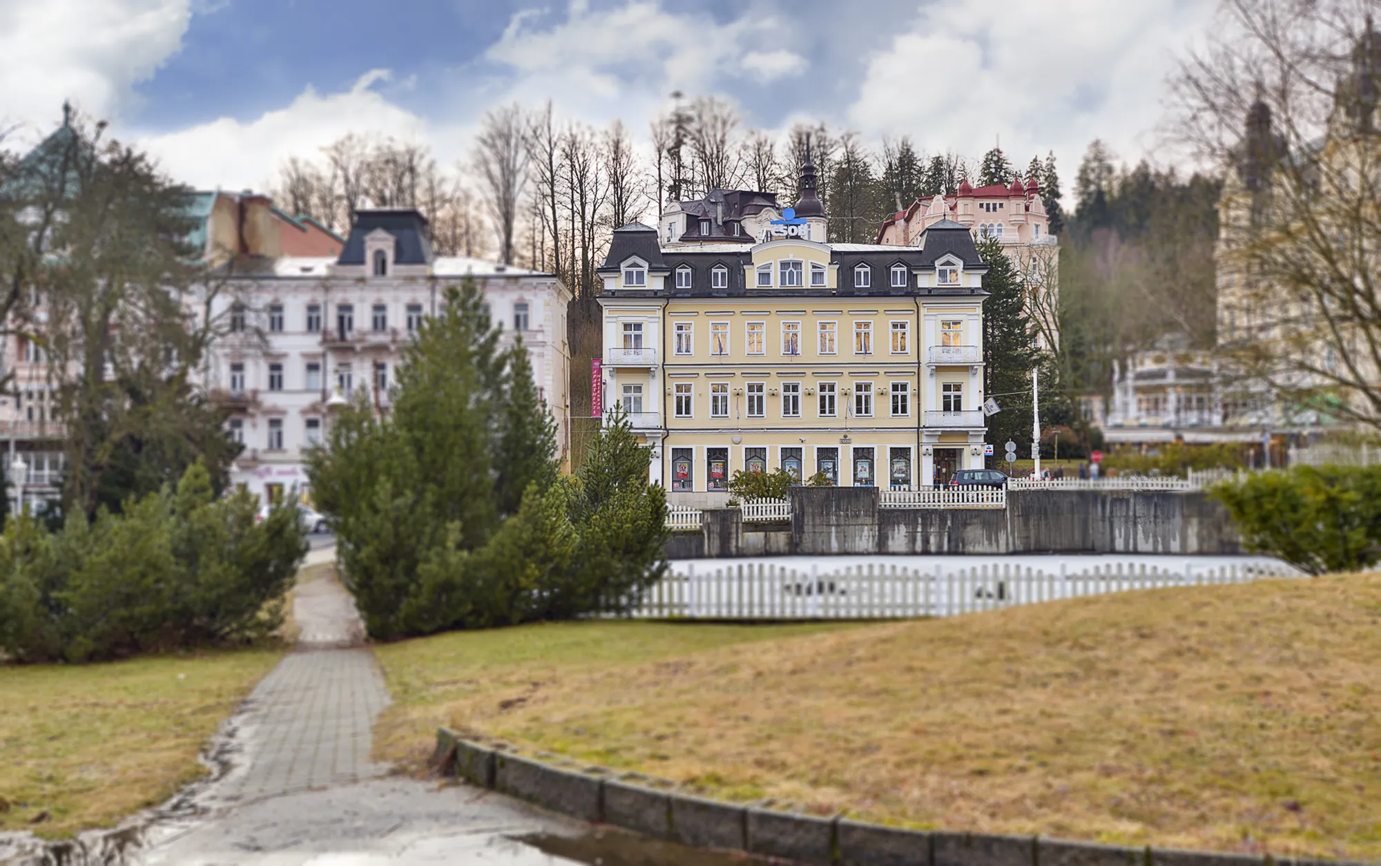 Apartments Central Park